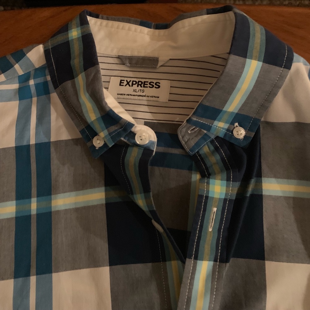 Express - Men’s Button Down - Blue Pattern